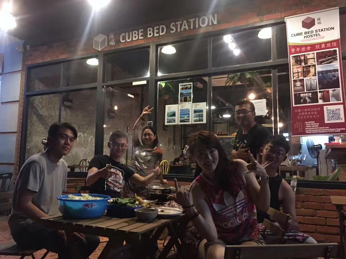 Cube Bed Station & Tours Sdn Bhd Hostel Semporna Exterior photo